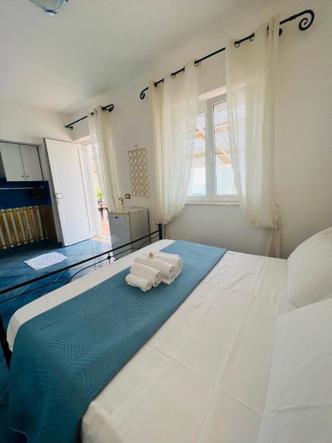 Villa Isabella Ponza Eksteriør billede