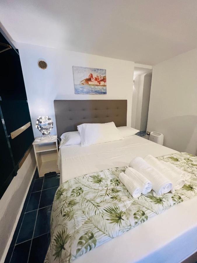 Villa Isabella Ponza Eksteriør billede