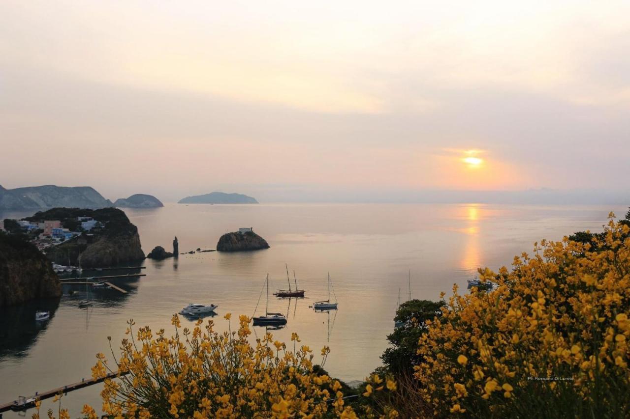 Villa Isabella Ponza Eksteriør billede