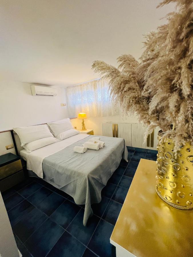 Villa Isabella Ponza Eksteriør billede